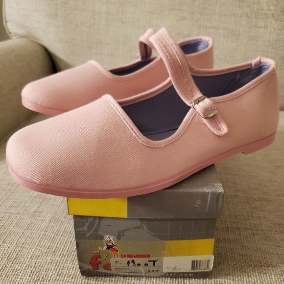 Chinese Laundry Kung Fu Mary Jane Slip Ons - Picture 1 of 8